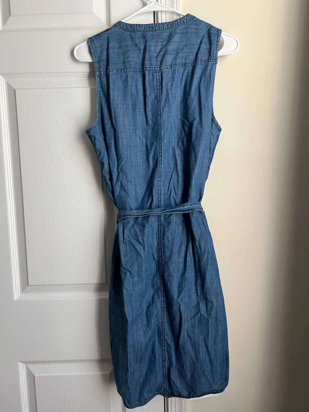 J. Crew Blue Chambray / Denim Button Down Sleeveless Belt Tie Waist Dress Medium - Picture 2 of 9